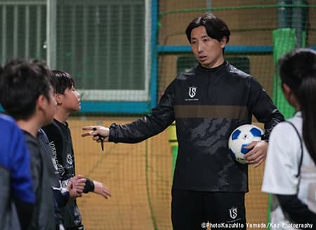 生徒に指導している画像