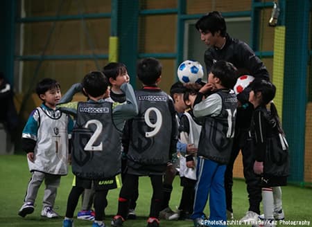 生徒に指導している画像